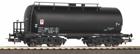piko-24515-wagon-cysterna-pkp-uah.jpg