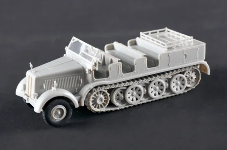 Trumpeter-07403-Sd.Kfz (4).jpg