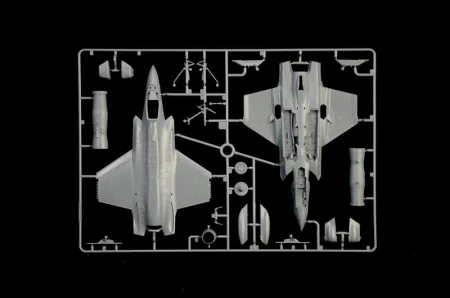 italeri-1469-f-35 (5).jpeg