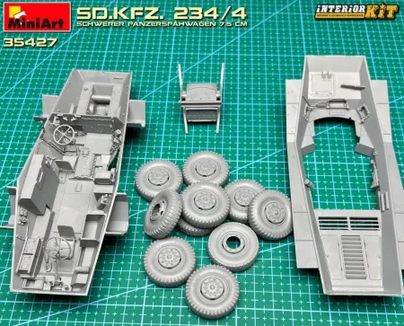 miniart-35427-sdkfz-234-4 (2).jpg
