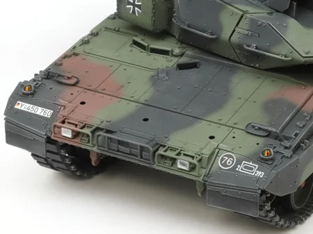 tamiya-35387-leopard-2a7v (8).jpg