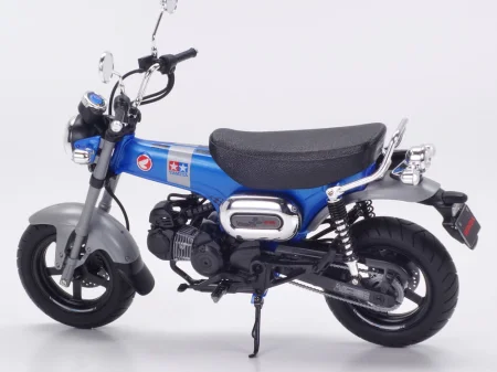 tamiya-14142-Honda-Dax125 (12).jpg
