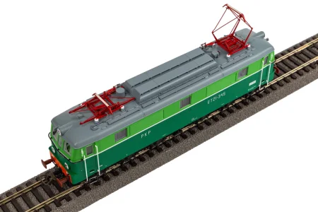 piko-51612-lokomotywa-et21-345-pkp-3.jpg