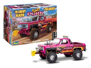 Revell-Monogram 4532 - 1:24 1978 Chevy Blazer Pulled Pork Pulldozer