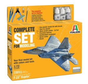 Italeri 72011 - 1:72 F-22 Raptor Complete Set - model with paints and tools