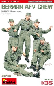 Miniart 35415 - 1:35 German AFV Crew Special Edition