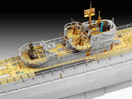 revell-05180 (9).jpg