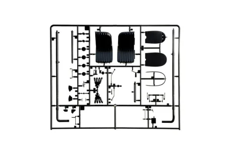 Italeri-4716-Bugatti-35B (6).jpg