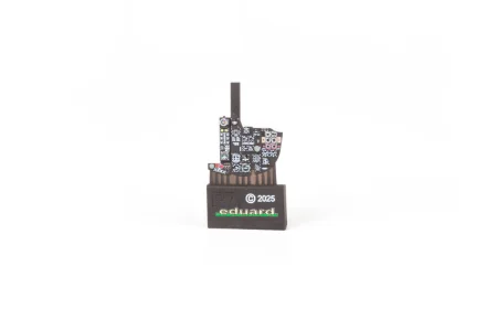674032_02.jpg
