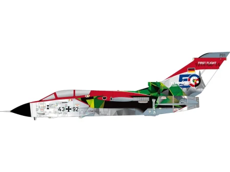 Revell-03769-tornado-ids (2).jpg