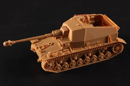 Hobby-Boss-84835-dicker-max (9).jpg
