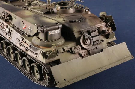 Hobby-Boss-84568 (10).jpg