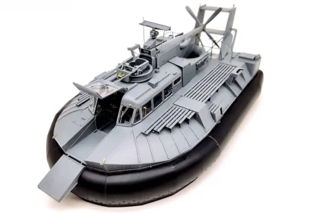gecko-35gm0101-us-navy-patrol-air-cushion-vehicle-pacv (2).jpg