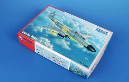 special-hobby-72487-gloster-meteor-tt-mk-20 (2).jpg