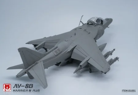 UMa-Model-D1001-AV-8B-Harrier (1).jpg