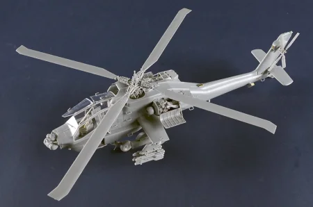 Trumpeter-05838-AH-64A-Apache (10).jpg