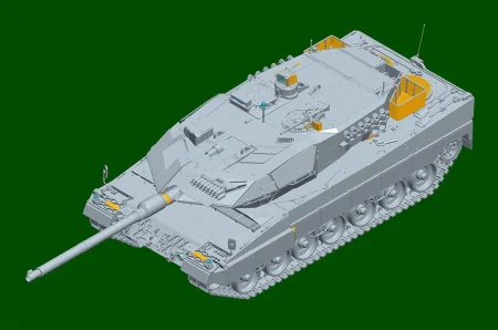 Trumpeter-00966-Leopard-2A6 (13).jpg