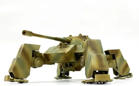 Modelcollect-UA72353-German-Mech-fist-of-war (3).jpg