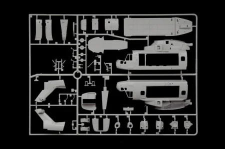Italeri-1486-AW101-Merlin-HM (7).jpg