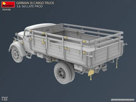Miniart-35459-German-3t-WWII-Cargo-Truck (5).jpg