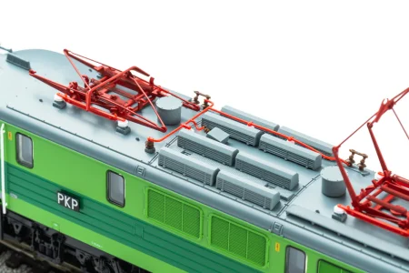 piko-96397-Lokomotywa-elektryczna-EP07-PKP-3.jpg