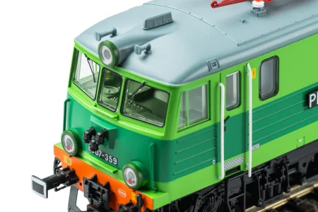 piko-96398-Lokomotywa-elektryczna-EP07-PKP-2.jpg