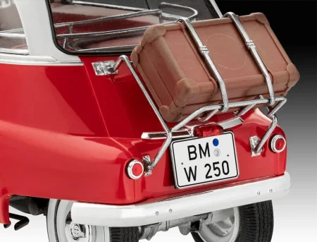 Revell-07735-BMW-Isetta (9).jpg