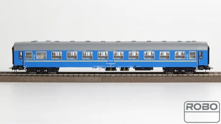 robo-244431-wagon-pkp-110ac-stacja-warszawa-grochow (3).jpg