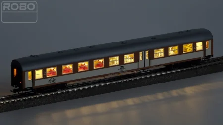 robo-272321-wagon-pkp-609a-stacja-katowicehaki-rowerowe-oraz-rowery (7).jpg