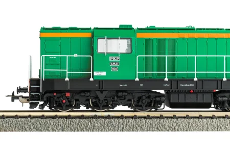 piko-52311-lokomotywa-411D-SM31-150-pkp-dcc-2.jpg