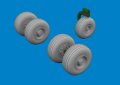 6481138_Jaguar GR.1 - GR.1A wheels_.jpg