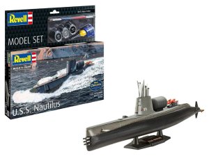 Revell 65184 - 1:305 USS Nautilus model with paints