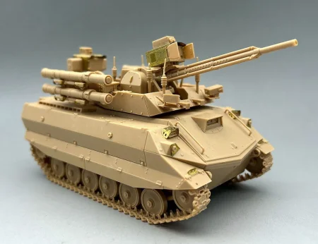 Amusing-Hobby-35A073-uran-9 (2).jpg