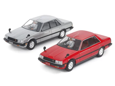 Tamiya-24374-Nissan-Skyline (3).jpg