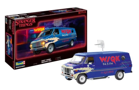 Revell-07732-Stranger-Things-GMC (2).jpg