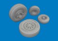 672429_F-35C wheels_2.jpg