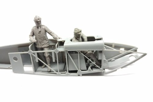 Go to product COPPER STATE MODELS CSM F32021 - 1:32 DFW C.V German crew