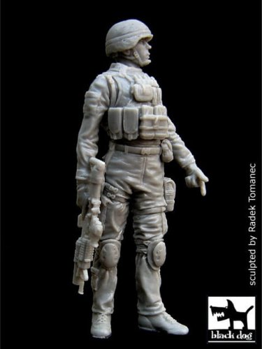 Go to product BLACK DOG F35005 - 1:35 US soldier in Iraq Nr.2