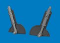 6481173_Spitfire Mk.Vc undercarriage legs PRINT_2.jpg