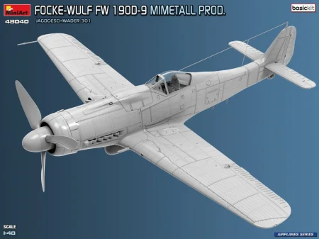 Miniart-48040-Focke-Wulf-Fw-190D-9 (2).jpg