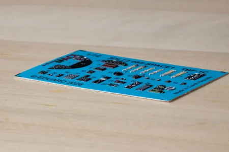 3dl72085_02.jpg