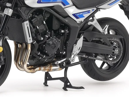 Tamiya-14144-Honda-CB1000F (6).jpg