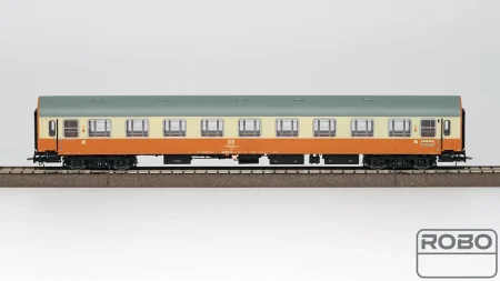 200110-staedteexpress-yb-70-bautzen-zestaw-8-wagonow-stacja-berlin-lichtenberg (20).jpg