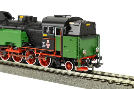 piko-50764-Lokomotywa-parowa-TKt48-PKP-ep-IV-2.jpg