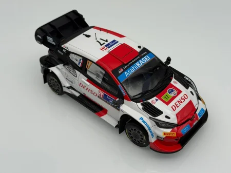 belkits-026-toyota-yaris (3).jpg