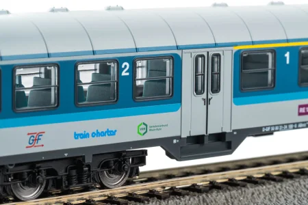 piko-23605-h0-wagon-osobowy-1-2-kl-maas-wupper-express-gff-ep-vi-2.jpg