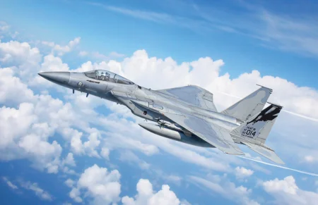 Italeri-92763-F-15C-Eagle (5).jpg