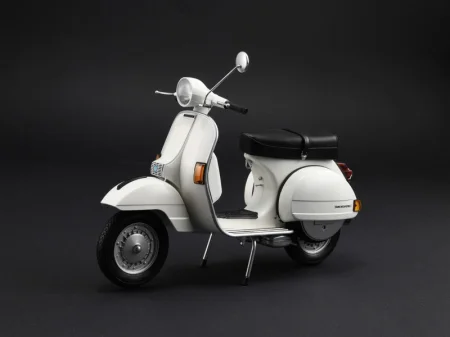 Italeri-4645-vespa (5).jpg