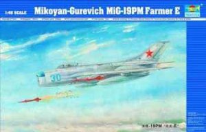 TRUMPETER 02804 - 1:48 Mig-19PM Farmer E