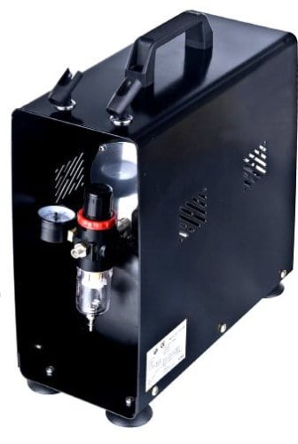 Go to product Kompresor modelarski A-5500 w obudowie